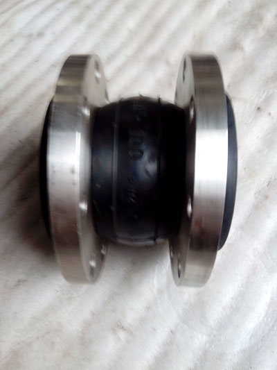 正確選擇可曲（qǔ）撓（náo）橡（xiàng）膠接頭的工作壓力