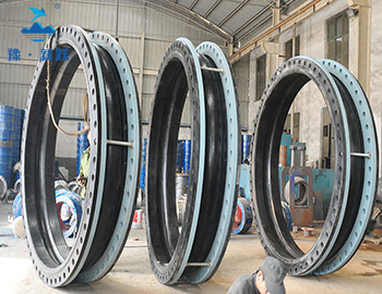 加強型大翻邊可曲撓（náo）橡膠接頭